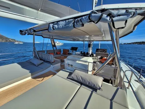 OCEANUS yacht for charter (Fountaine-Pajot, 21.34m, 2022)